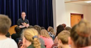 Congressman Golden speaks with students.