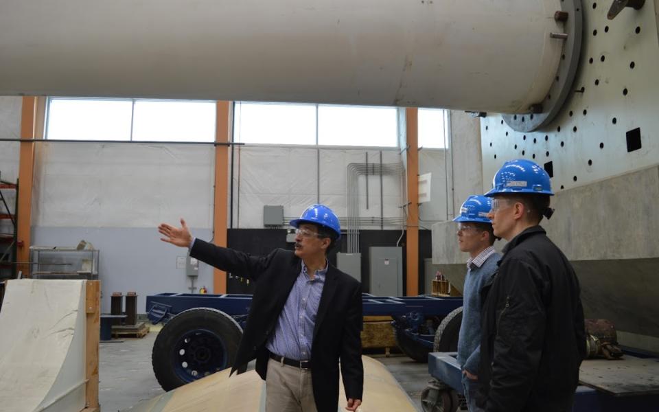 Congressman Golden visits UMaine's Composite Lab to learn how the university is innovating to open up new markets and find new applications for Maine's timber industry.